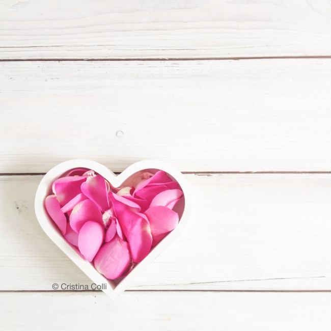 pink-petals-in-heart-image