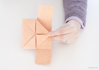 Making an origami envelope | Cristina Colli