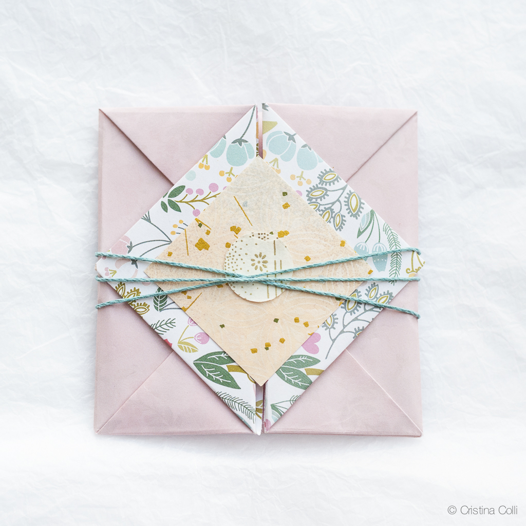 Making an origami envelope Cristina Colli